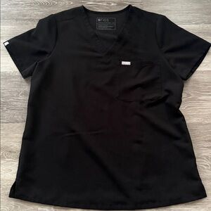 FIGS Black CATARINA Scrub Top